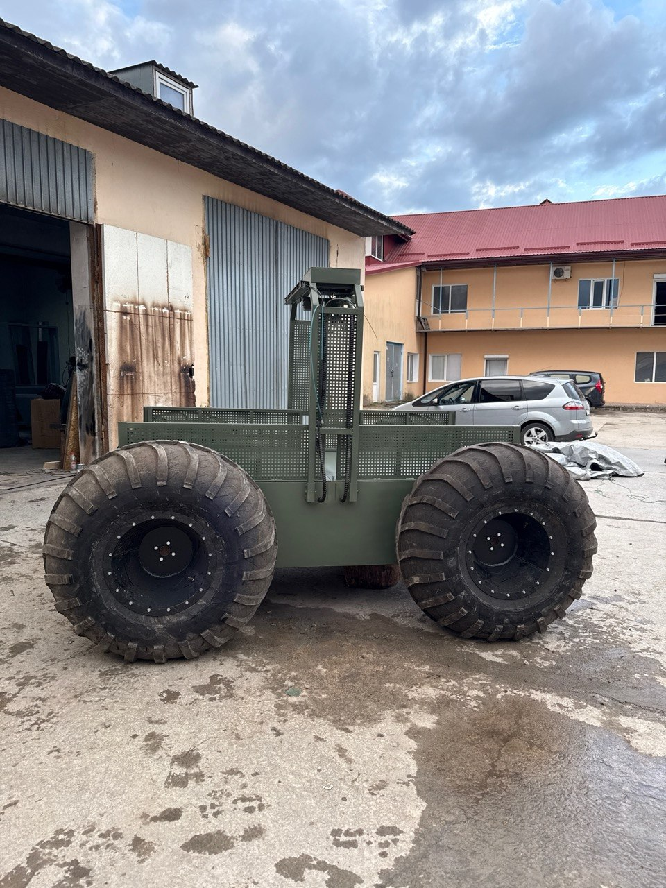 ROADMAX unmanned ground vehicle
